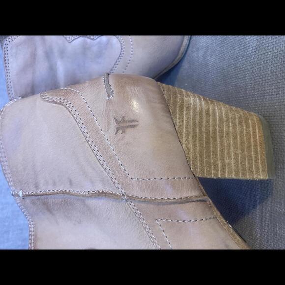 Frye Reina Western Bootie 8.5 - Picture 2 of 4